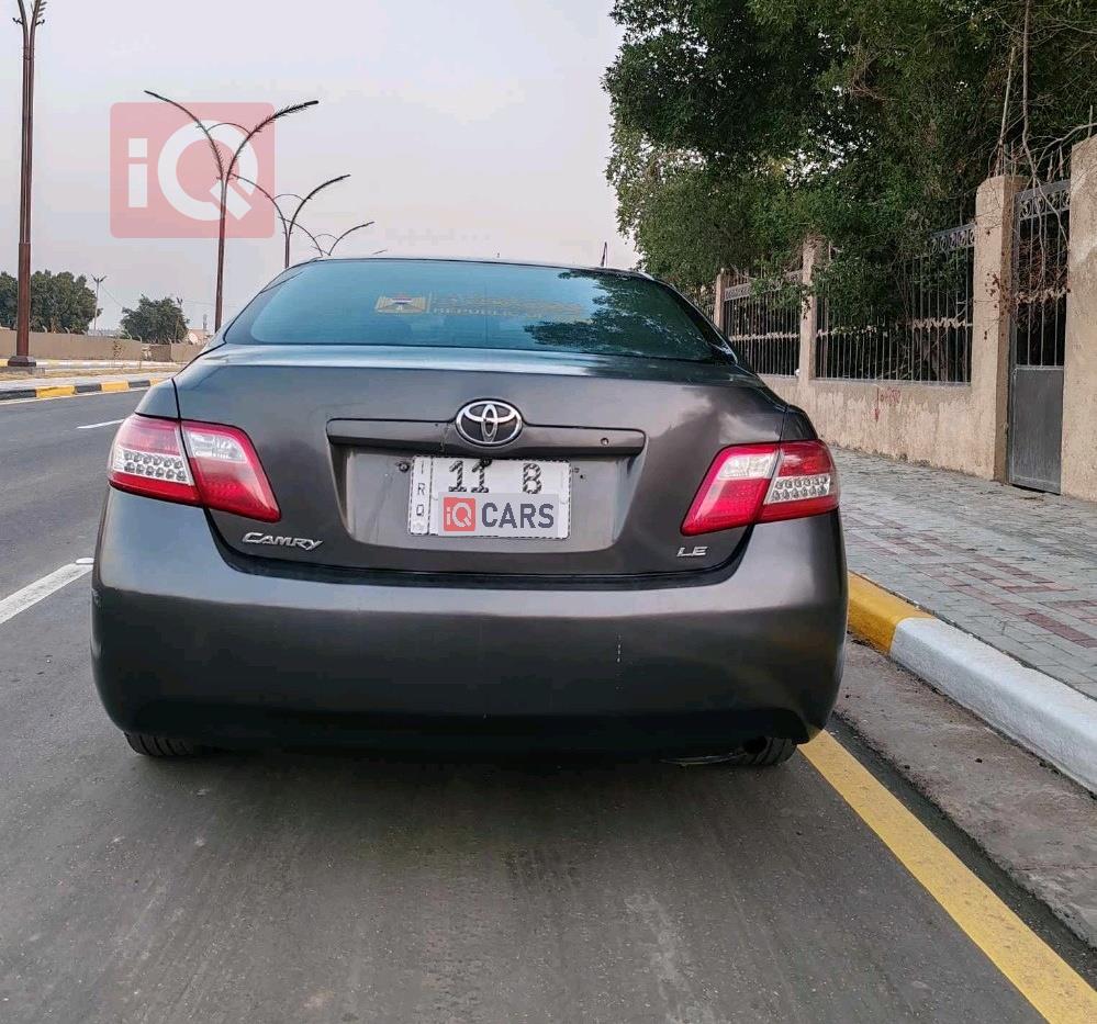 تۆیۆتا کامری